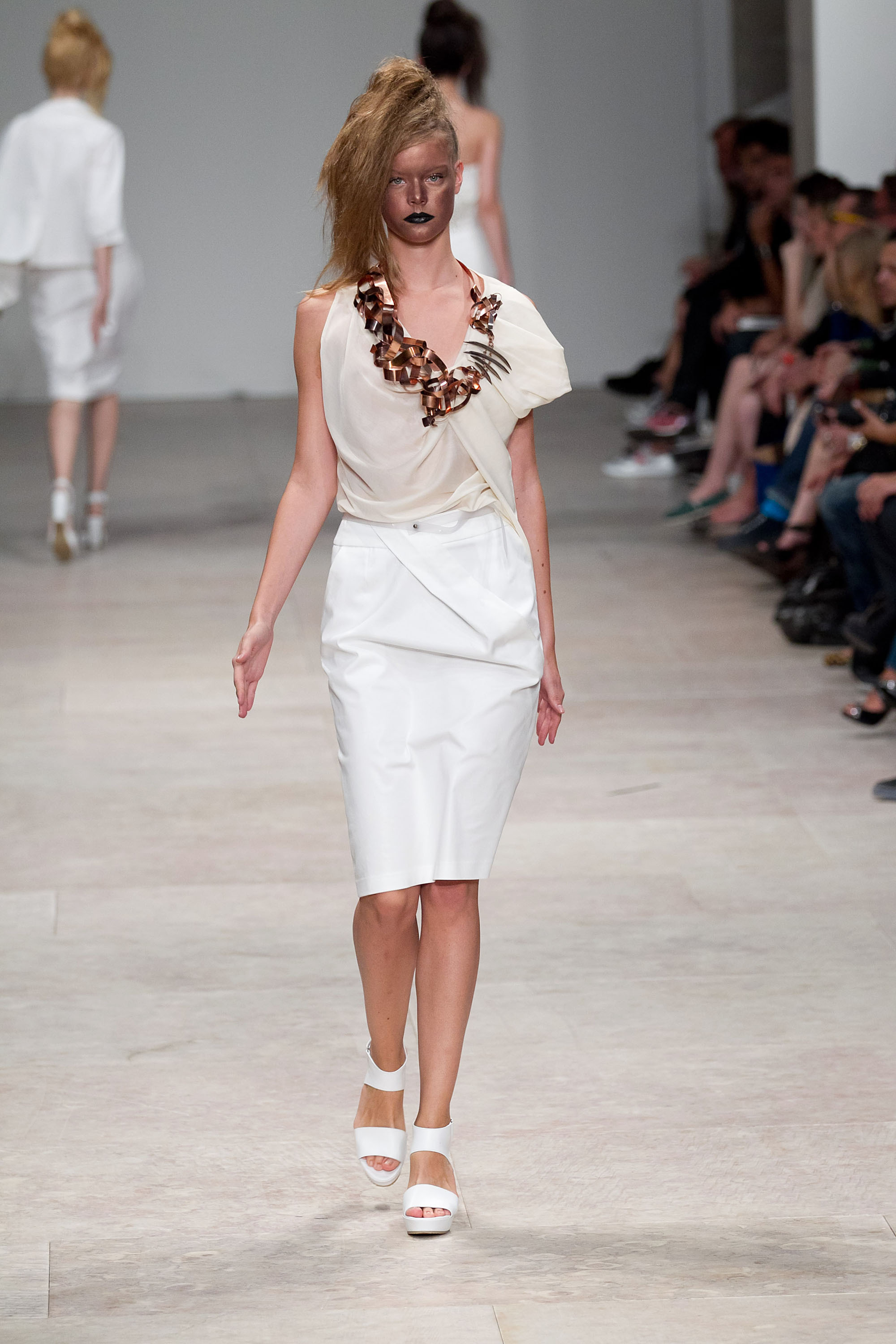 Lisbon Fashion Week Spring Summer 2012 Ready To Wear - Ana Salazar - Catwalk | Picture 98410